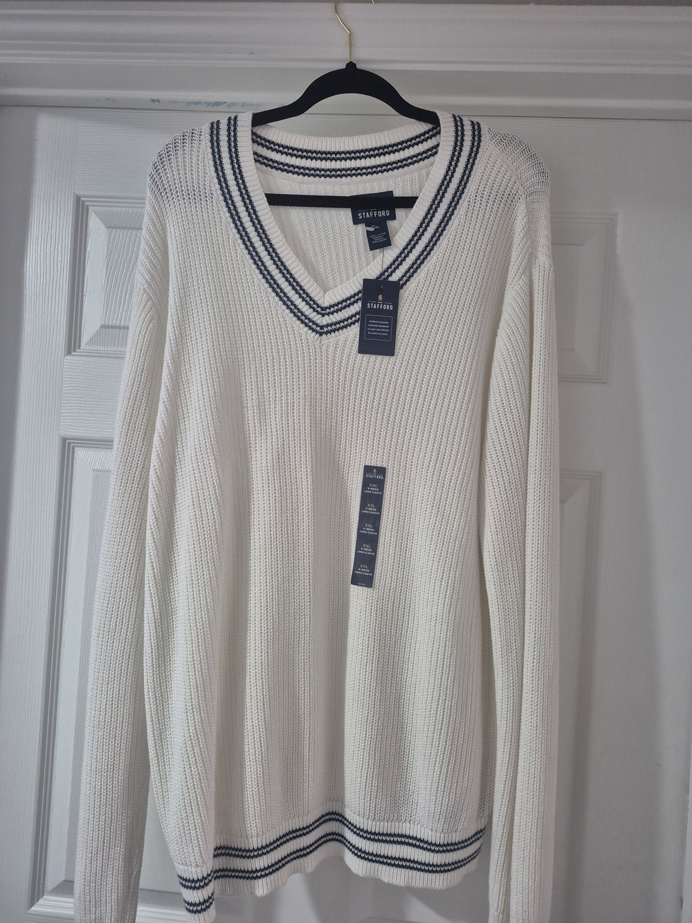 Stafford Men's Cream V-Neck Sweater with Navy Trim